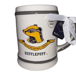 Rae Dunn Harry Potter Hogwarts House Hufflepuff Coffee Tea Mug NEW